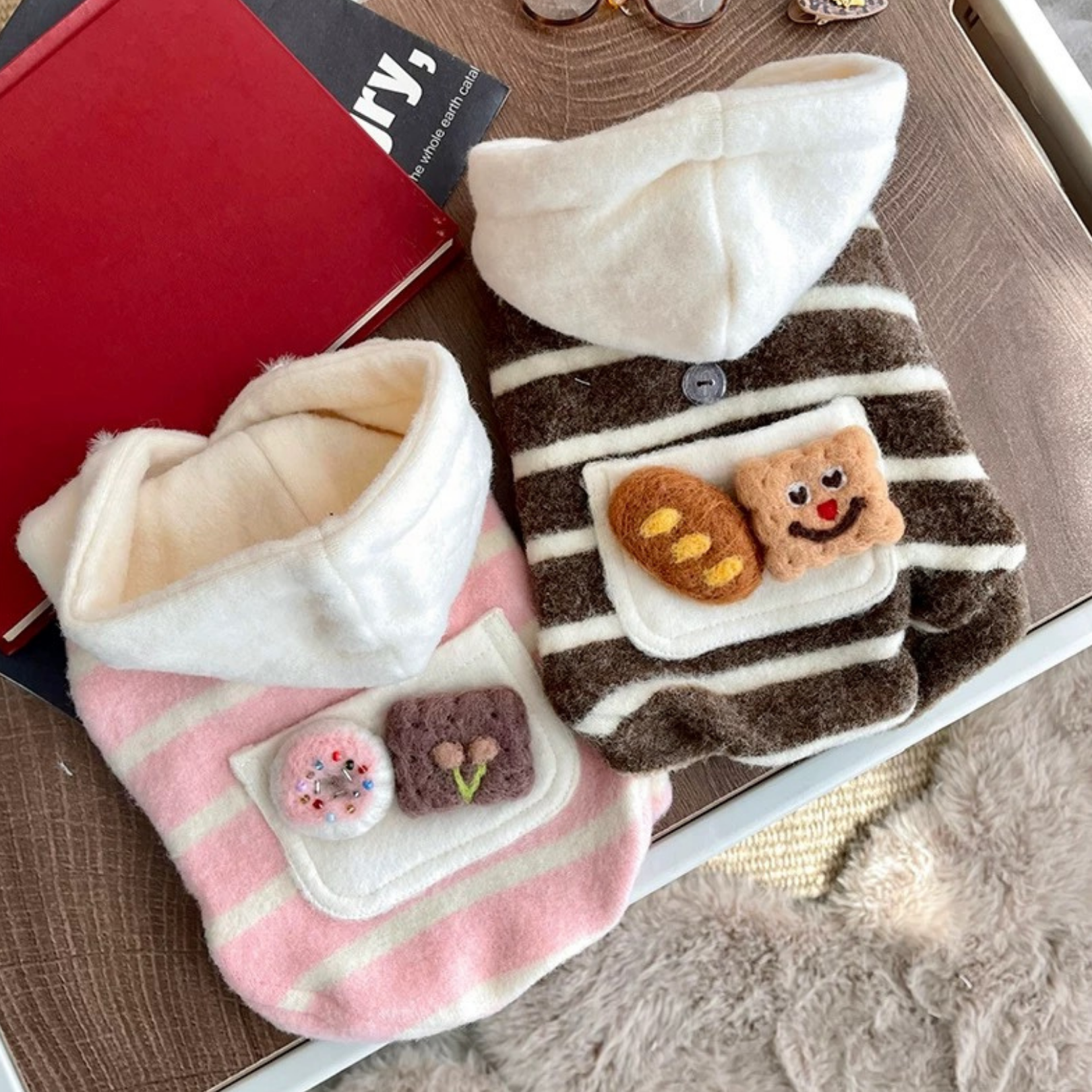 Felpa Gilet con Cappuccio con Tasca Decorazione in Feltro a Forma di Biscotto