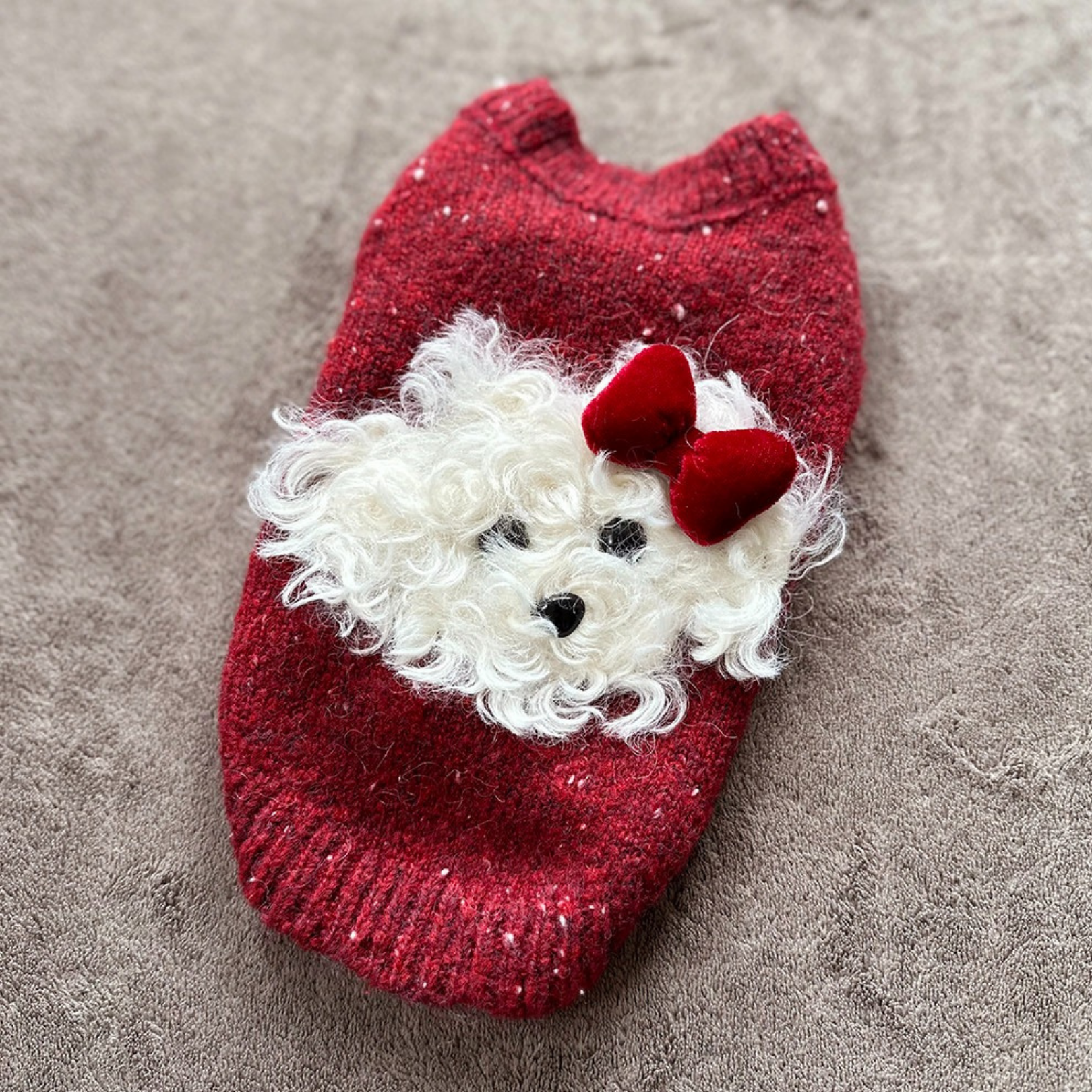 Maglioncino Gilet Rosso con Decorazione Cagnolino in Peluche e Fiocco 3D