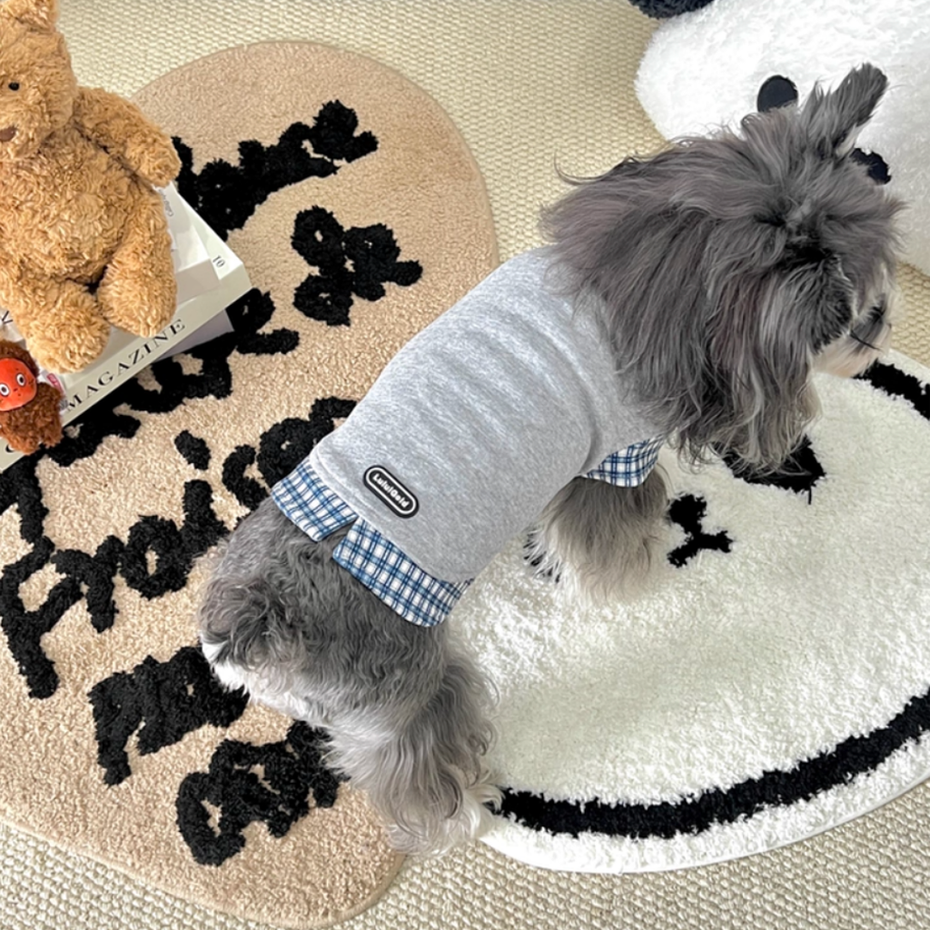 Felpa Gilet con Scollo a V Stile Finto Due Pezzi Grigio con Inserto a Quadri Blu e Bianchi